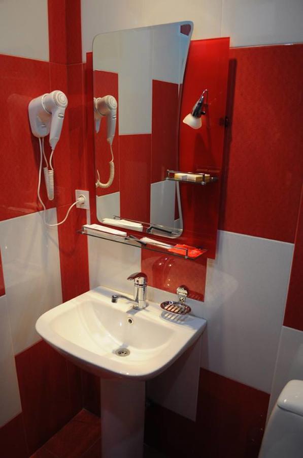 Hotel Apollon Erywań Zewnętrze zdjęcie
