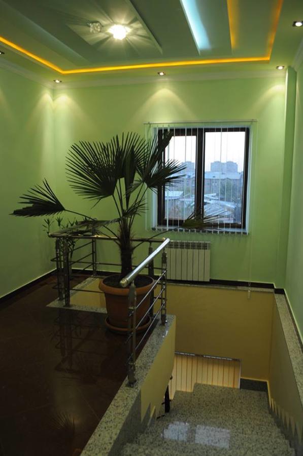 Hotel Apollon Erywań Zewnętrze zdjęcie