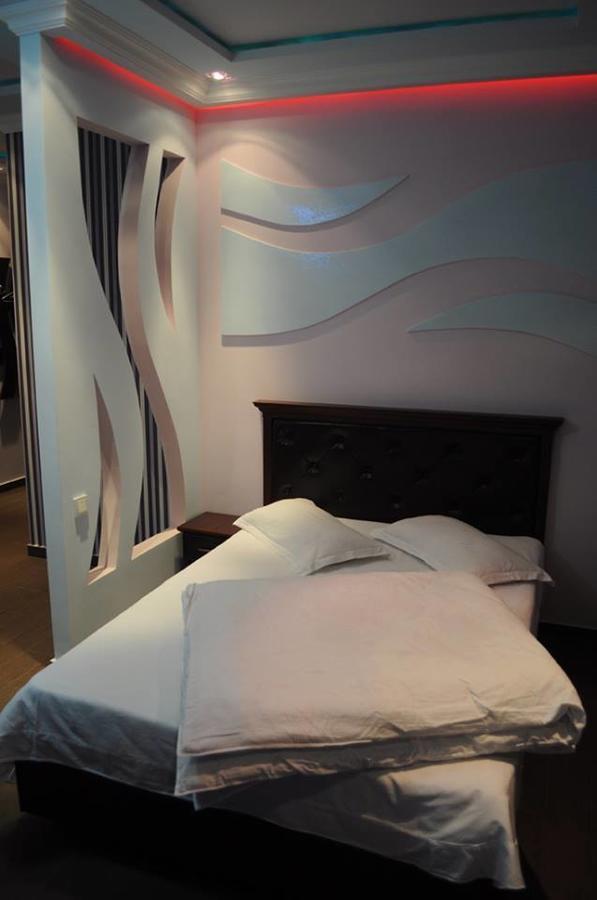 Hotel Apollon Erywań Zewnętrze zdjęcie