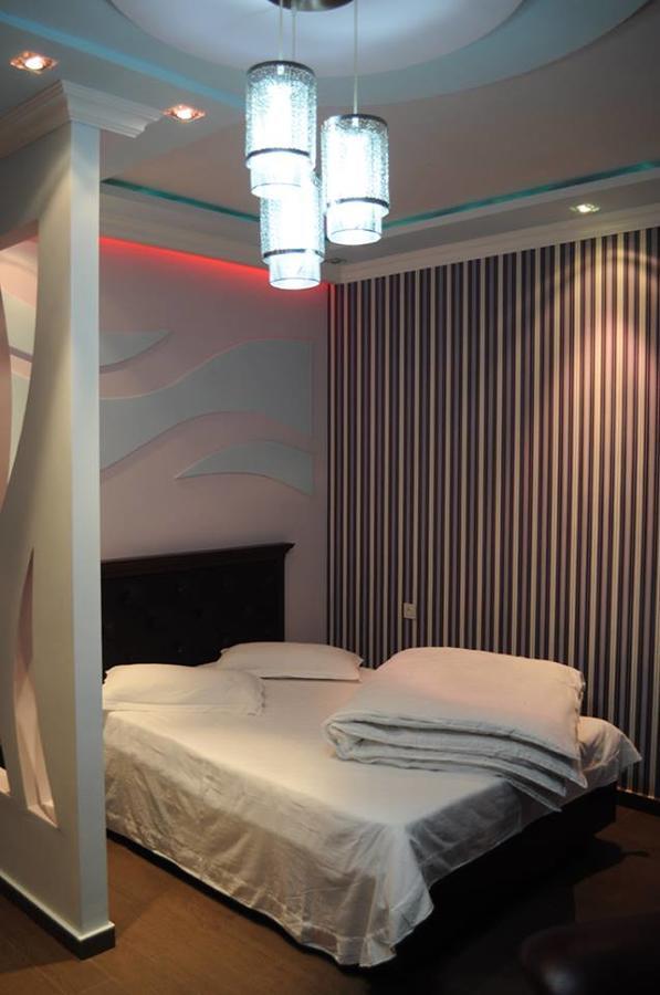 Hotel Apollon Erywań Zewnętrze zdjęcie