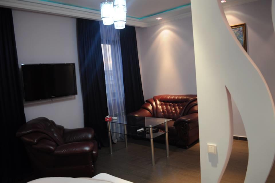 Hotel Apollon Erywań Zewnętrze zdjęcie